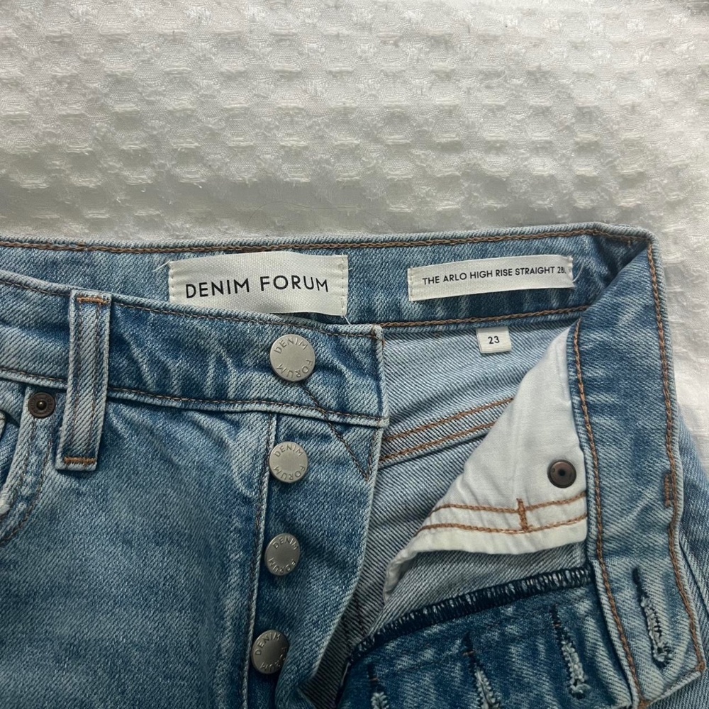 Aritzia Jeans